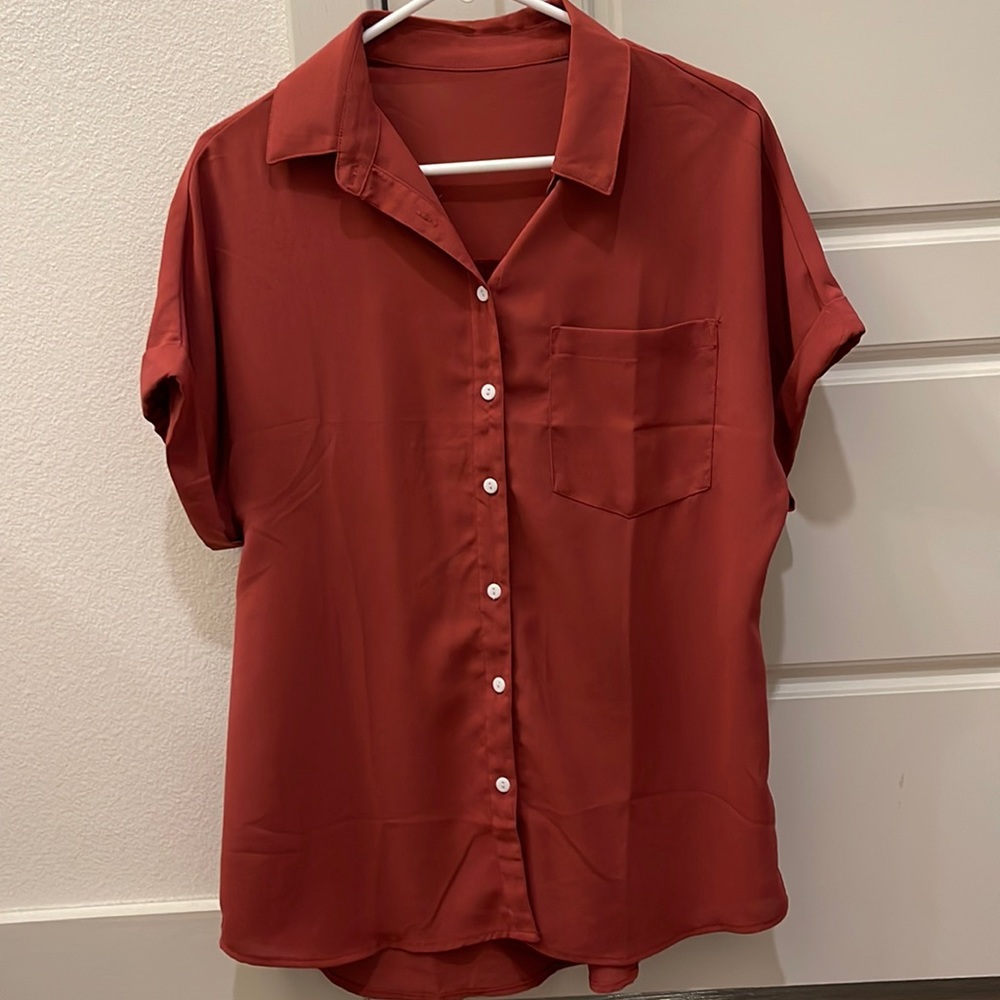 AMAZON BRICK RED SHORT SLEEVE BLOUSE